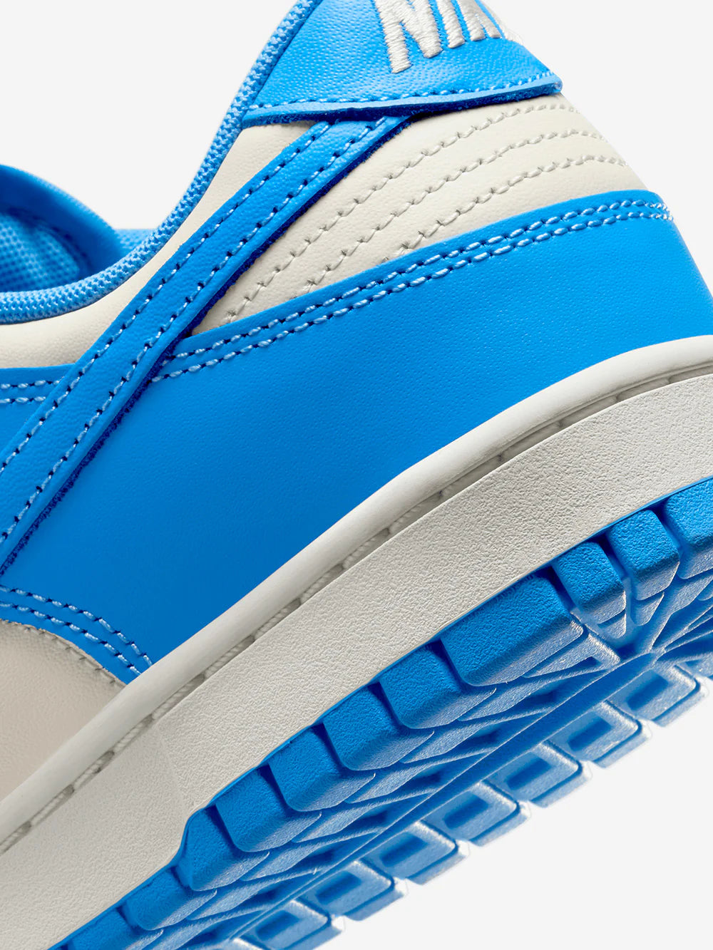 Nike Dunk Low Retro