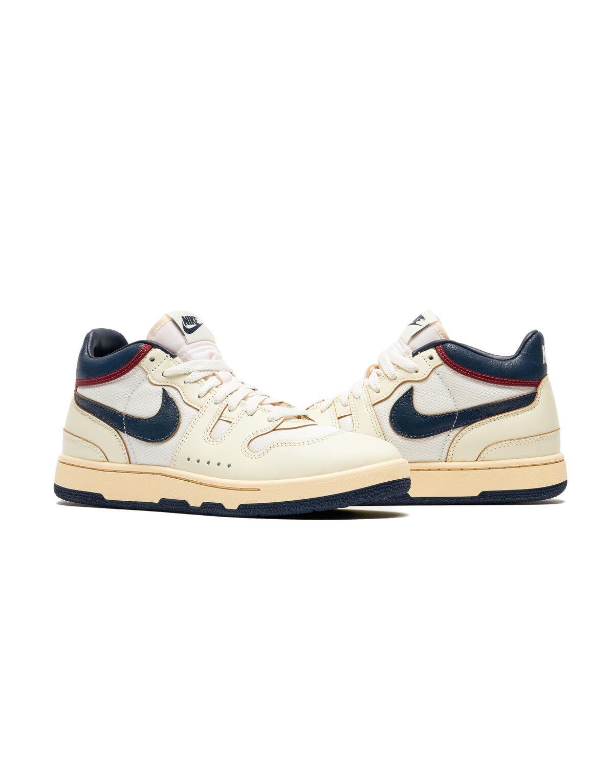 Nike Attack Premium
