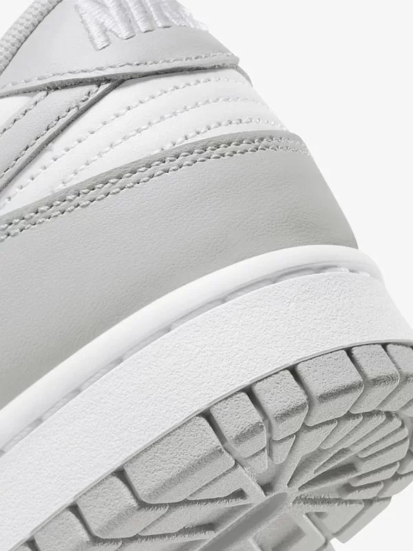 Buty sportowe Nike Dunk Low - Grey Fog / szary
