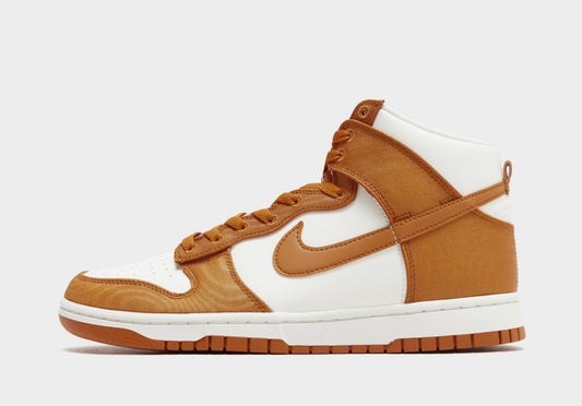 Nike Dunk High Retro SE