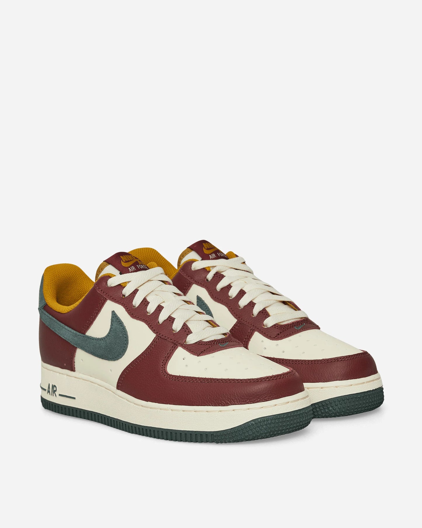 Nike Air Force 1 '07 LV8 Coconut Milk / Dark Team Red