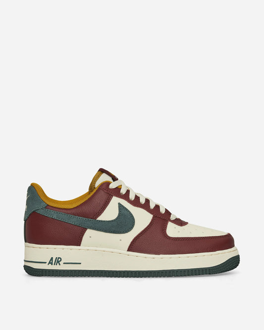 Nike Air Force 1 '07 LV8 Coconut Milk / Dark Team Red