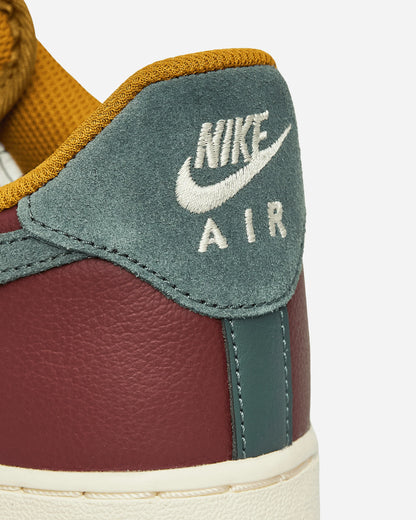 Nike Air Force 1 '07 LV8 Coconut Milk / Dark Team Red