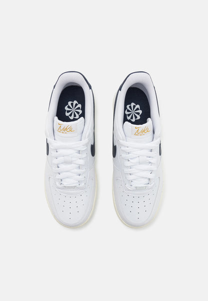 Nike Sportswear AIR FORCE 1 07 - Sneakersy niskie