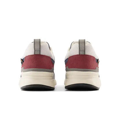 New Balance Sneakersy CM997HWK Granatowy